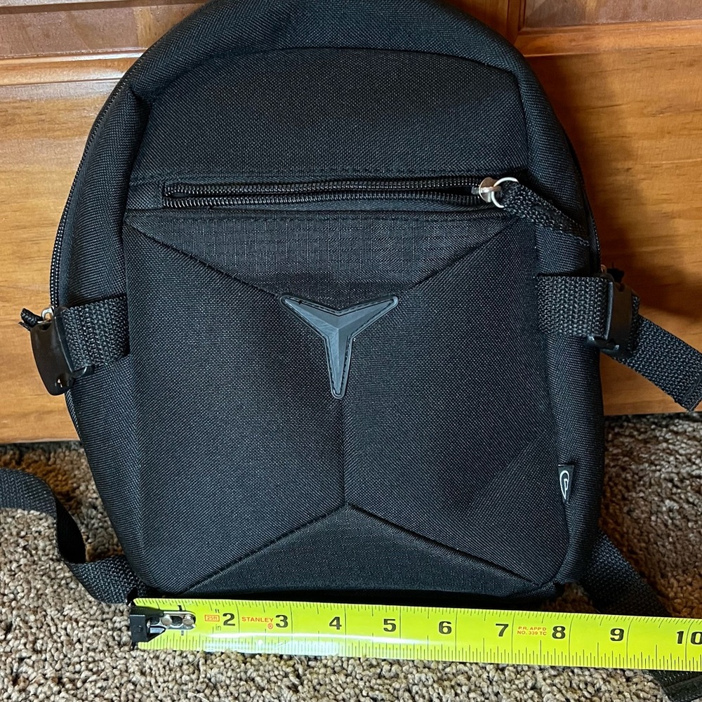 Protege, Small Basic Min Black Backpack - image 2